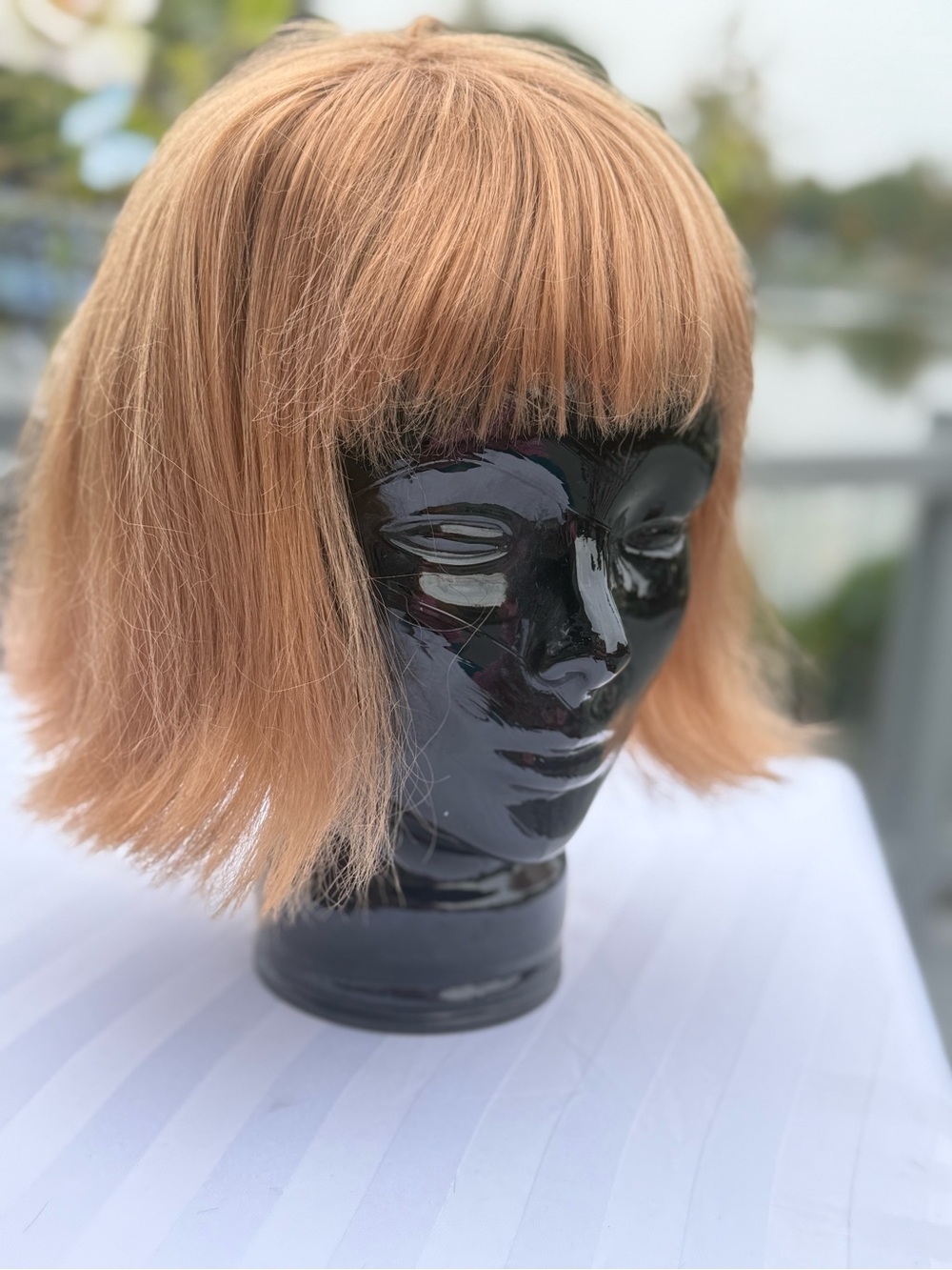 Peach Blonde Short Bob Wig with Fringe - Unbranded